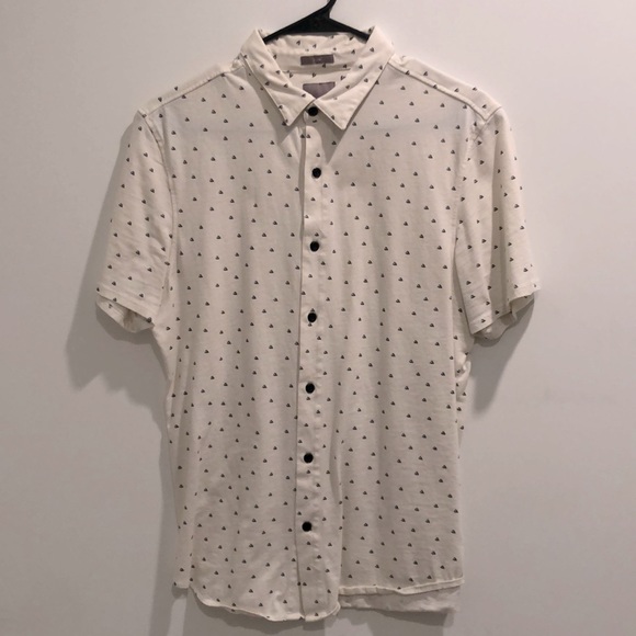 A-frame Rome short sleeve knit button down shirt. Medium. White - Picture 1 of 3